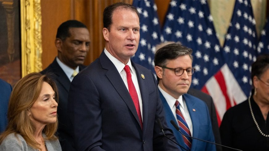 GOP must race for new 'big, beautiful bill' to slash costs before midterms, top House Republicans warn