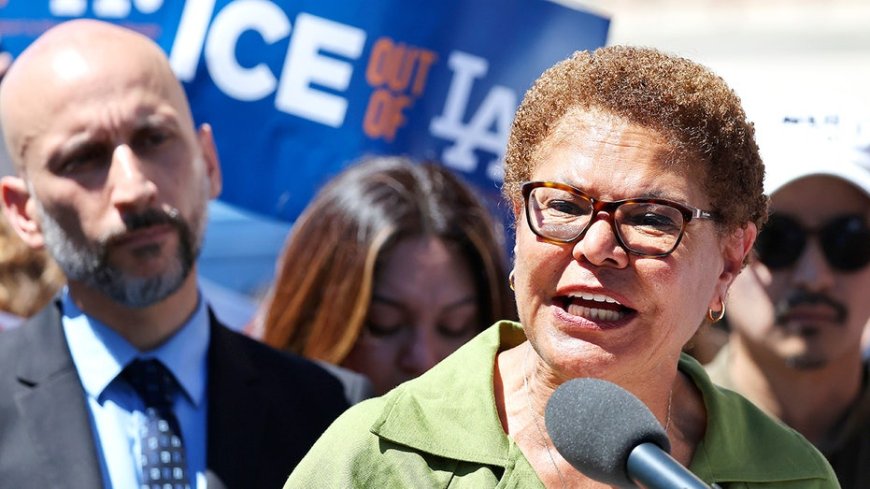 Mayor Bass facing blowback over explosive report that she altered wildfire report to downplay city's role