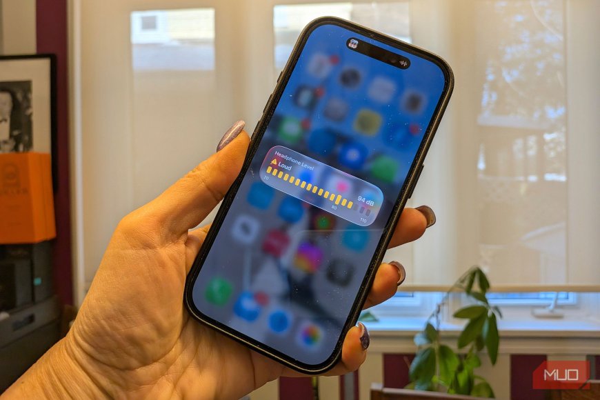 Your iPhone has a built-in sound level meter, and here's why you should use it