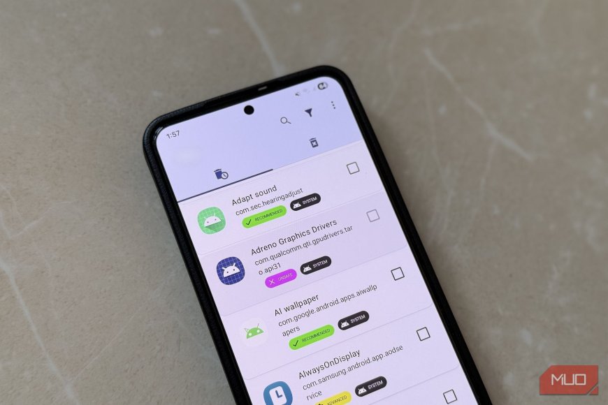 This app tells you which pre-installed Android apps are safe to remove (and ones you shouldn’t touch)