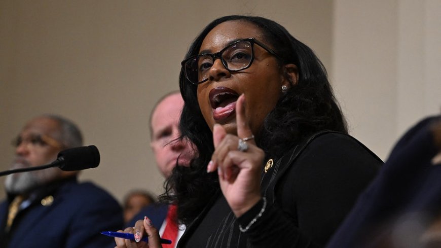 Democratic congresswoman sparks online outrage over 'deranged' question to ICE director about 'going to hell'