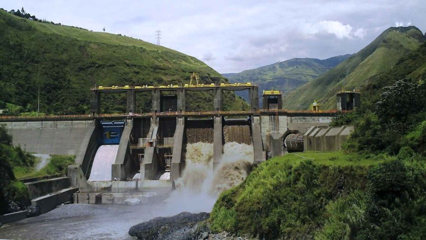 Massive blackouts? Not this time: the miraculous return of two hydroelectric power plants built in the 1980s is now saving the country from an energy catastrophe thanks to a surgical intervention carried out by CELEC in record time