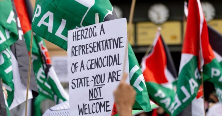 Israel President Ends Visit to Australia, Despairs Level of Antisemitism 'Frightening and Worrying'