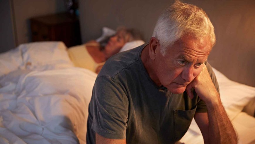 What happens inside the body when older people sleep too little (or too much) and how that could hasten their death