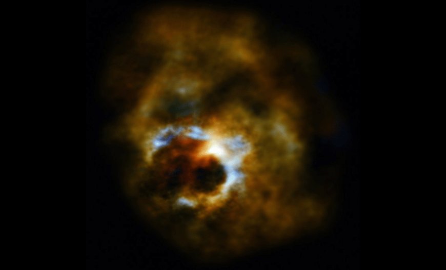 Astronomers Capture Bizarre Heart-Shaped Gas Cloud from Dying Star