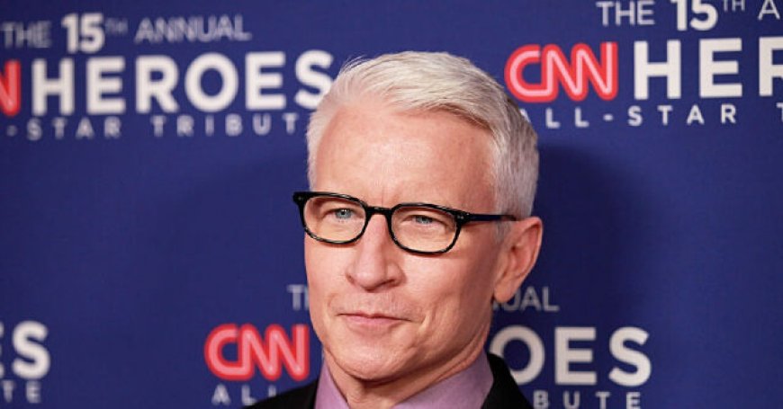 CNN's Cooper: 'Thousands' of Immigration Officers in Minnesota 'Probably Couldn't Make It on a Police Force' or Military
