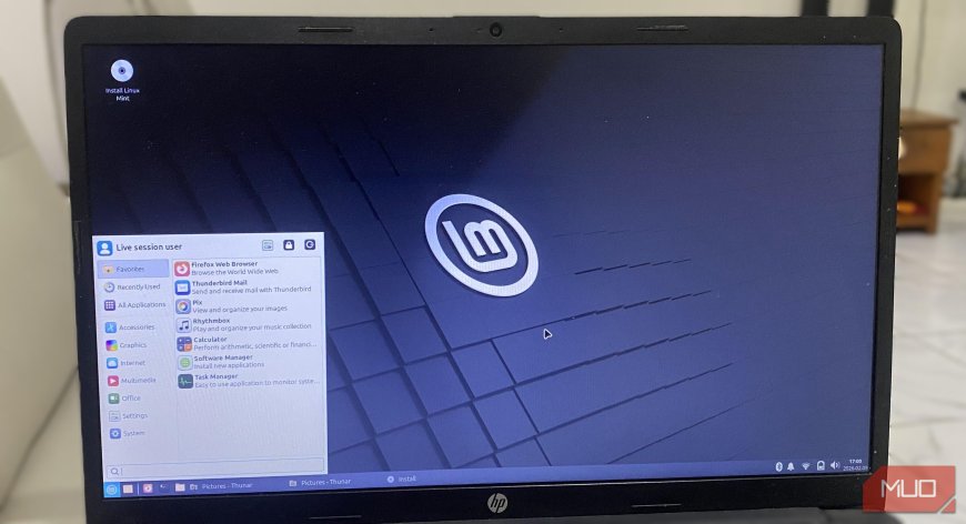 This lightweight Linux distro made my 10-year-old laptop usable again