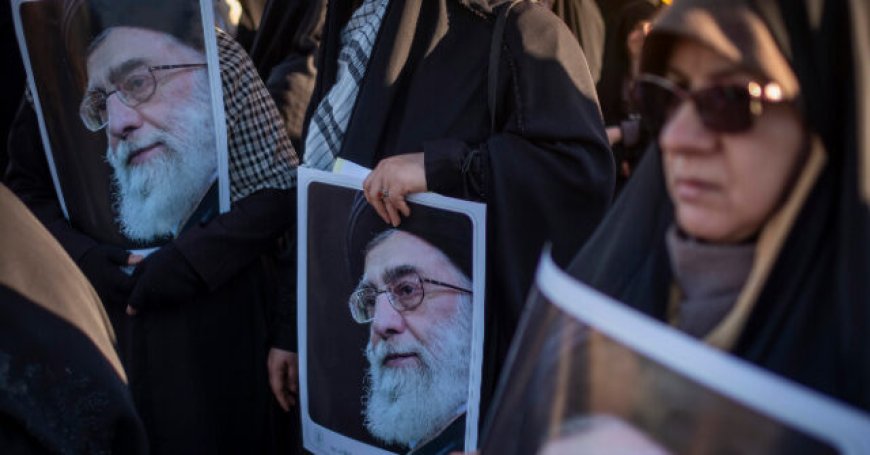 Reaching an Iran Deal ‘Difficult to Impossible,’ Negotiators Tell Trump as He Calls Regime Change ‘Best Outcome’