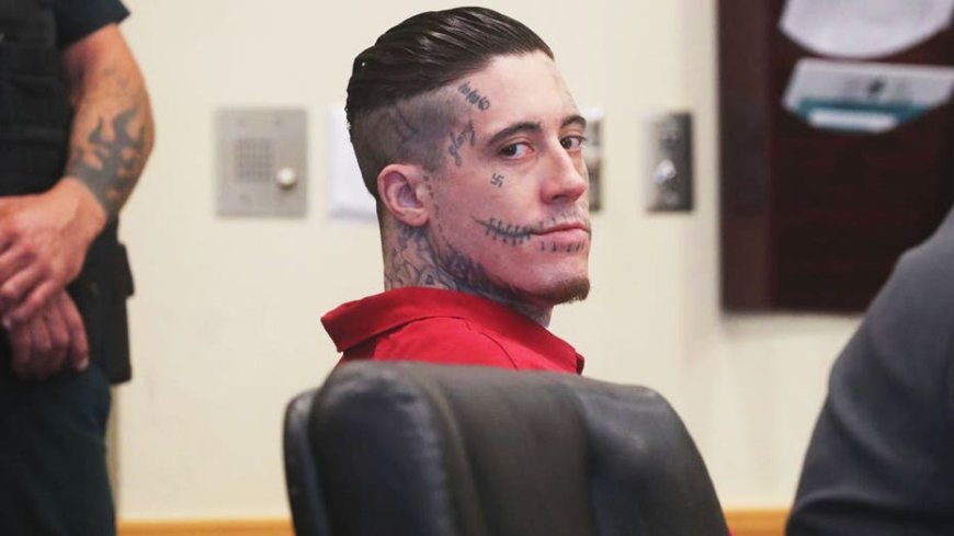 Hundreds of women pledge loyalty to 'Deadpool Killer' despite brutal double murder confession