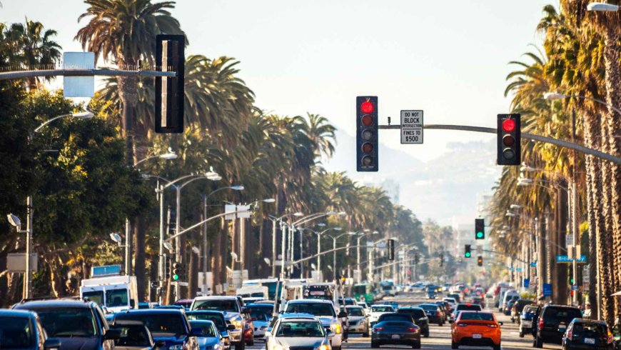 Thousands of Californians refuse to pay their fines for running red lights, and the reason has to do with a legal loophole that almost no one knows about