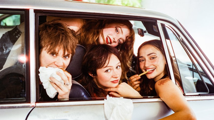 "I wish that people’s lives weren’t political. I wish that our rights over our bodies weren’t political. I wish that feeding children wasn’t political. But it is." Texan doom punks Die Spitz are fighting for their rights