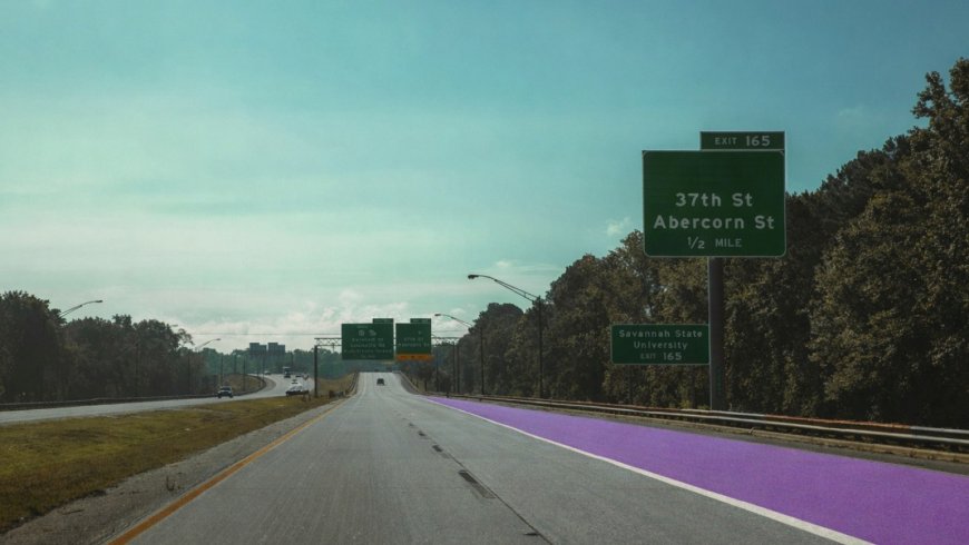 Purple lanes arrive to American roads — Drivers are getting mad and say “that’s enough”