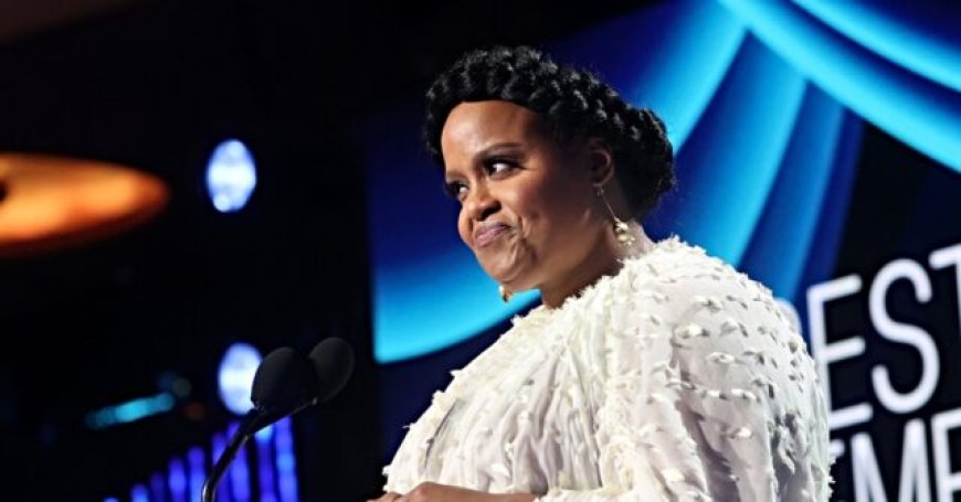 ‘White Lotus' Star Natasha Rothwell Goes Off Script to Yell ‘F**k ICE’ at Awards Show