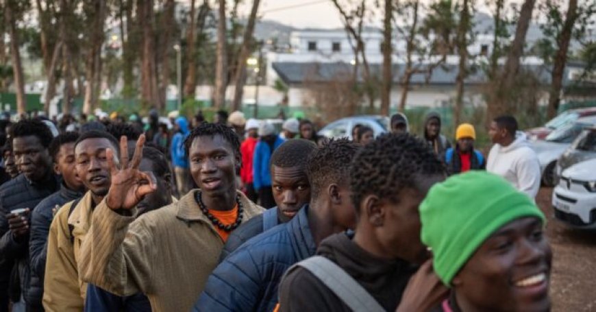 Spain Amnesty Scheme Could See 1.3 Million Illegals Granted Residency, Police Report Finds