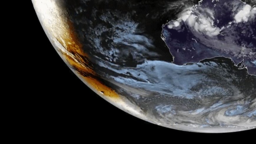 See the moon's shadow darken Antarctica in epic satellite imagery of the Feb. 17 solar eclipse (video)