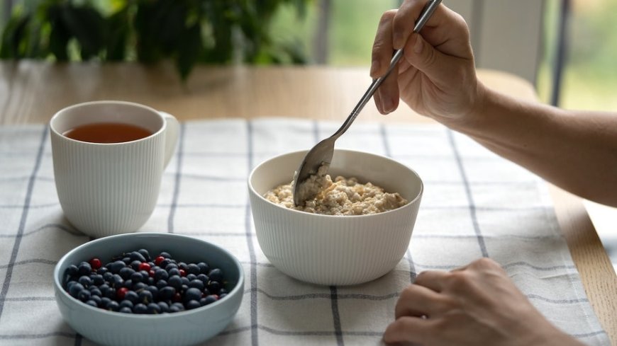 Eating oatmeal for two days has unexpected impact on heart health, study suggests