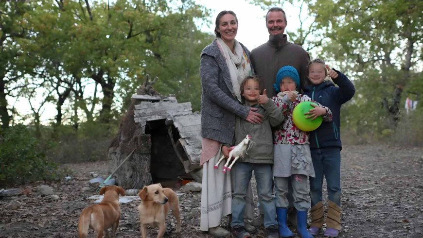 They lived happily in an Italian forest, with solar panels, well water, and a vegetable garden… until the state decided to take away their three children