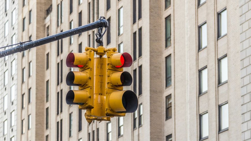 Drivers may soon say goodbye to the red traffic light — a new color is confusing Americans