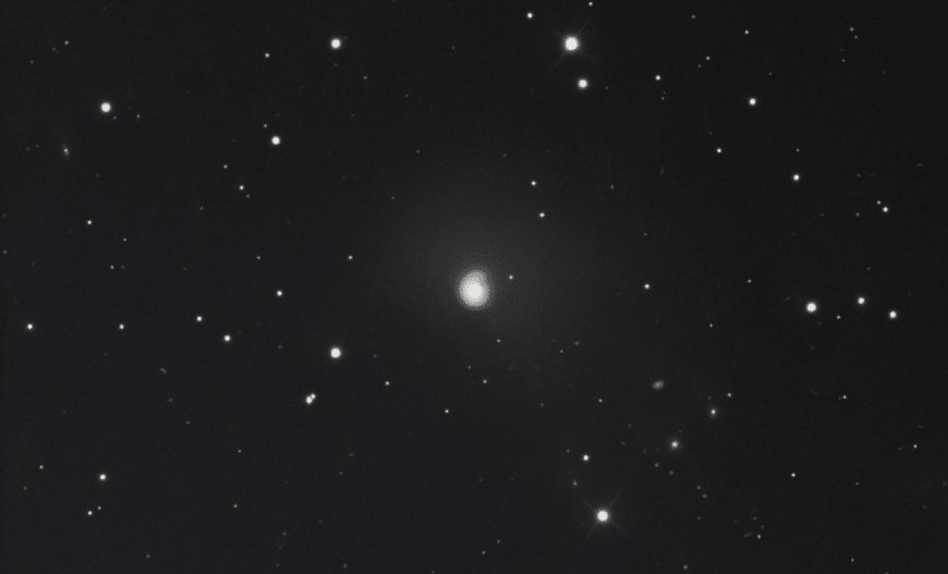 Comet 29P Explodes and Turns Into a Glowing Spiral That Stuns Scientists