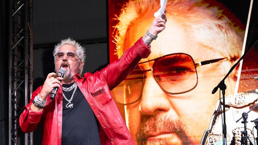 Guy Fieri once had 'nothing else to sign' on the beach but postcards — now he's built a food TV empire