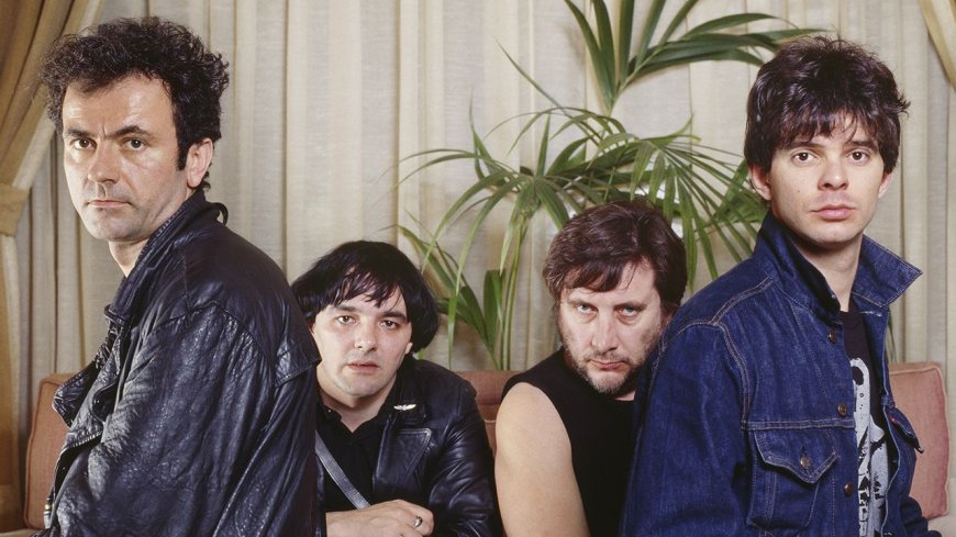 “When we got back from the pub they presented us with this six-part piece of music. We were like, ‘We can’t record this! Oh, wait a minute…’”: The Stranglers’ Golden Brown started as a prog suite