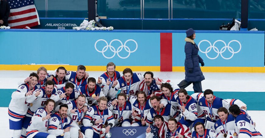 WATCH: Trump Calls USA Hockey Team, Invites Them to SOTU After Winning Gold