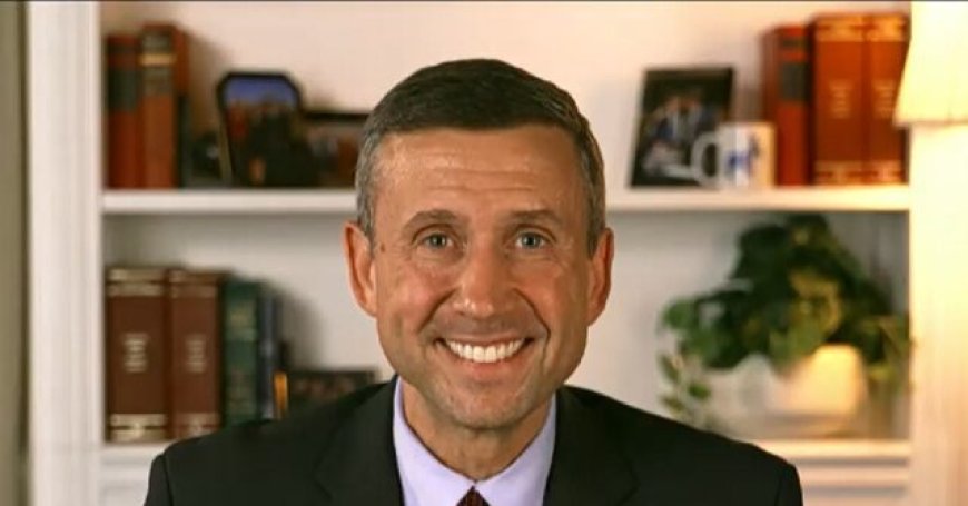 DNC Chair: We Should 'Do Something' with Iran, Venezuela, But Not What Trump's Doing