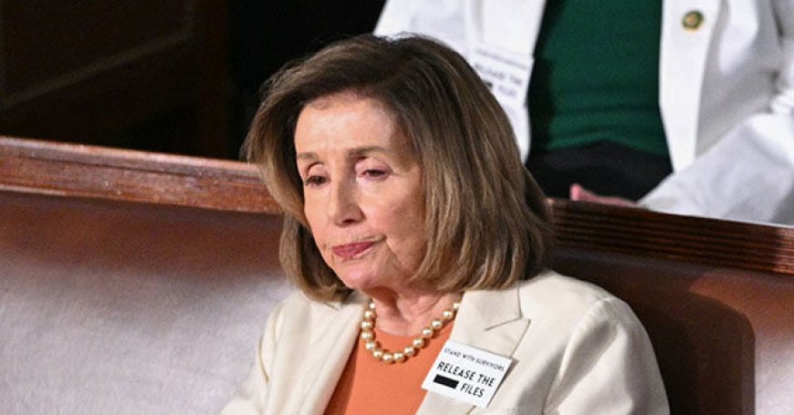 Trump Dings Nancy Pelosi While Calling for Congress to Ban Congressional Stock Trading