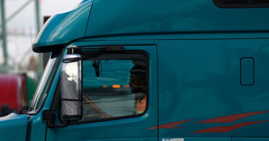 Trucker Who Drove Wrong Way Down MO Highway a Non-English Reading Migrant