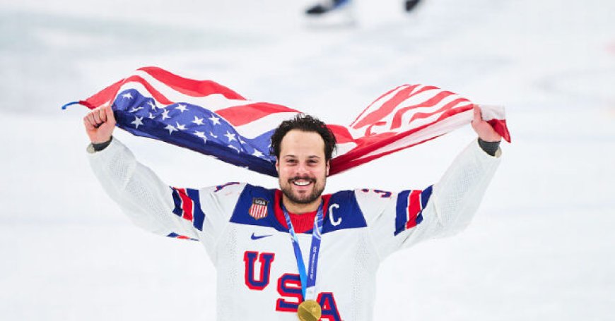 Toronto Columnist Blasts American Hockey Star Auston Matthews for White House Visit