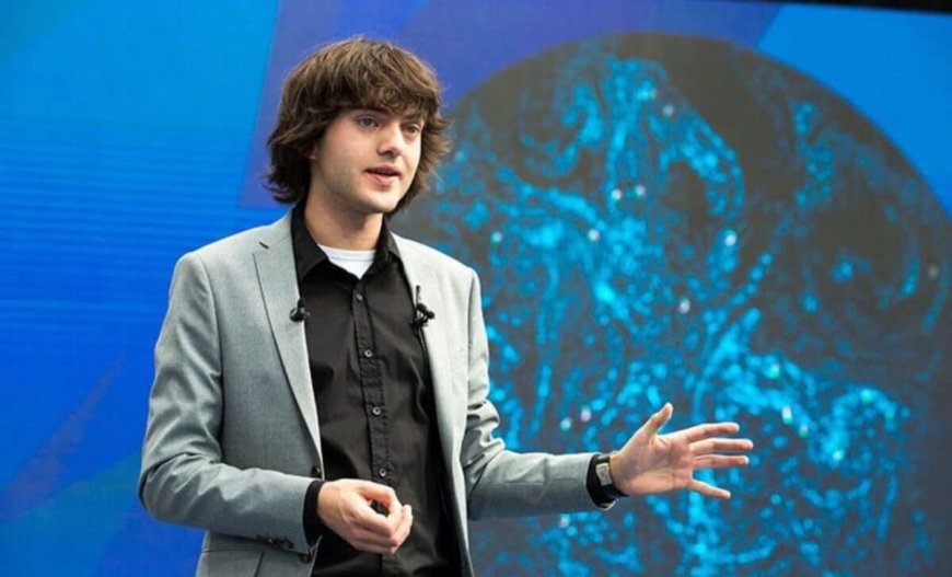 This 16-Year-Old Boy Built a Trash-Eating Robot to Clean the Ocean, With No Degree and No Funding