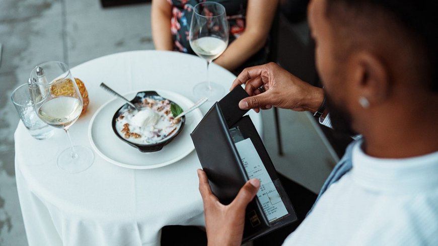 America's biggest tippers revealed: The 5 most and least 'generous' states