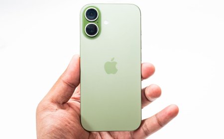 What’s the Best iPhone to Buy or Avoid Right Now? (2026)
