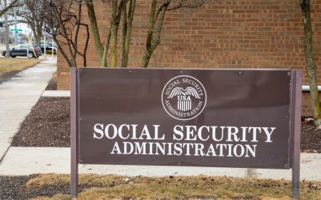 DOGE employee stole Social Security data and put it on a thumb drive, report says