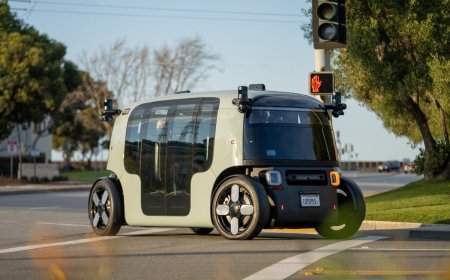 Zoox plans to put its robotaxis on the Uber app in Vegas this year