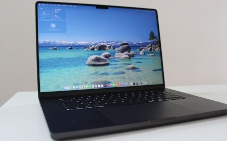 Apple MacBook Pro Review (M5 Max, 16-inch): The Fastest MacBook Yet
