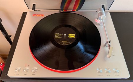 'Looks far more expensive than it is' — FiiO's an automatic turntable has several bright ideas to light up your vinyl-loving life