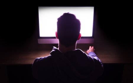 Lawyer behind AI psychosis cases warns of mass casualty risks