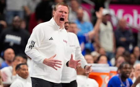 KU scores fewest points of season in Big 12 tourney loss to Houston