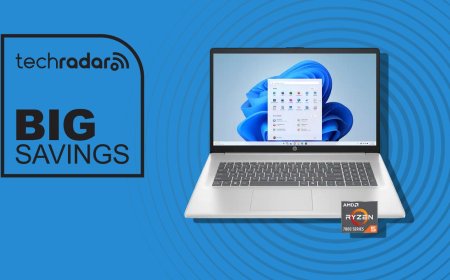 HP’s 17.3-inch Windows 11 laptop is great for students and home workers, and it's on sale under $350 at Best Buy