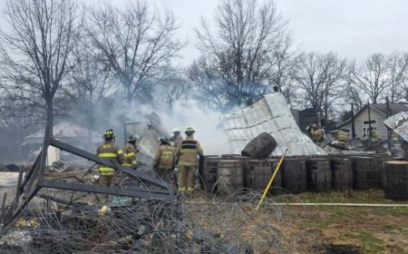 Multiple departments called to weekend structure fire in Dallas County