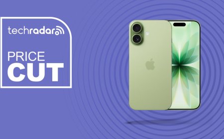 A tiny discount makes the iPhone 17 the better buy compared to the more affordable iPhone 17e — here's why