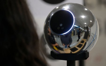 World launches tool to verify humans behind AI shopping agents