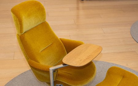 Humanscale’s New $15K Lounge Chair Is the Ultimate Home Office Workstation