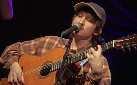 Hudson Freeman drew a near-capacity crowd to Encore at Uptown