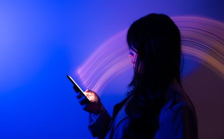 Apps to distract you from the endless cycle of doomscrolling