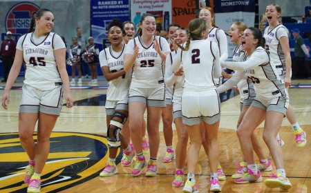 Kinley Larsen’s 32 points help Strafford sink Cardinal Ritter in Class 4 state semifinals