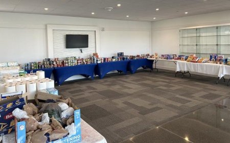 Wichita airport holds food drive for unpaid staff amid shutdown