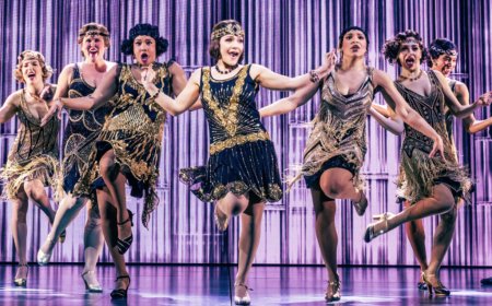 What’s it like to be a musical theater understudy on tour? We go behind the scenes with The Great Gatsby cast