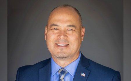 Mayor of Idaho city, 47, dies after suffering medical emergency while speaking at town hall